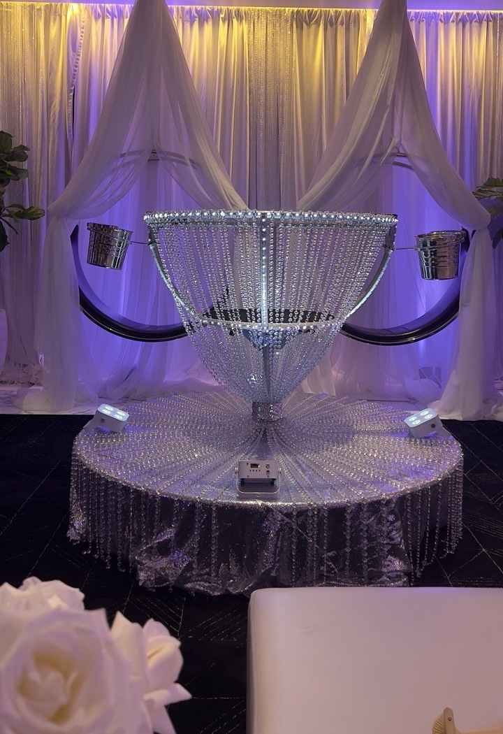 Mini LED Martini aerial prop — collection card