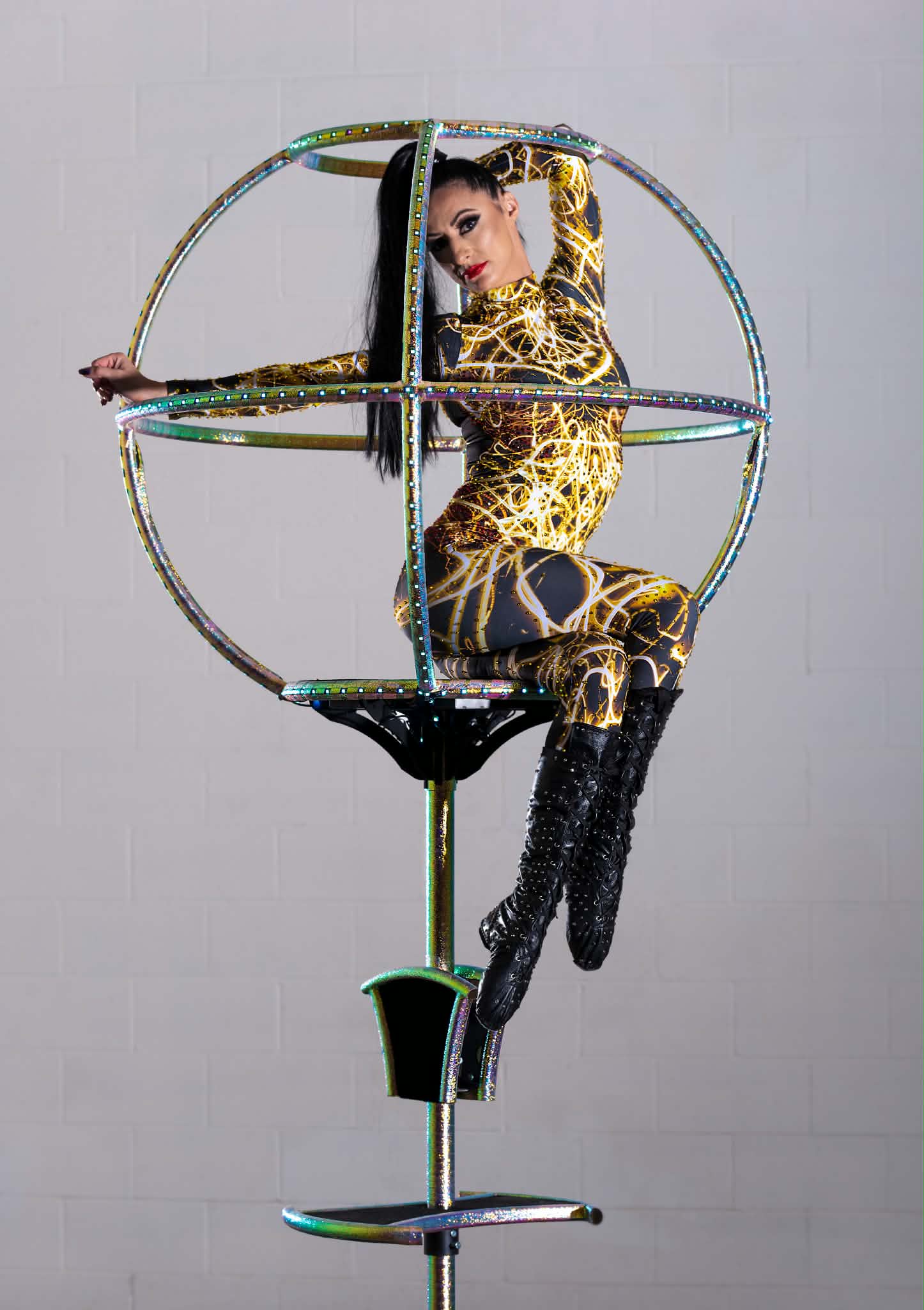 SG Training Fit Entertainment — signature golden frame, corporate event entertainment in Las Vegas